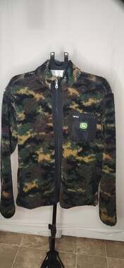 John Deere Camo Fleece Jacket - M